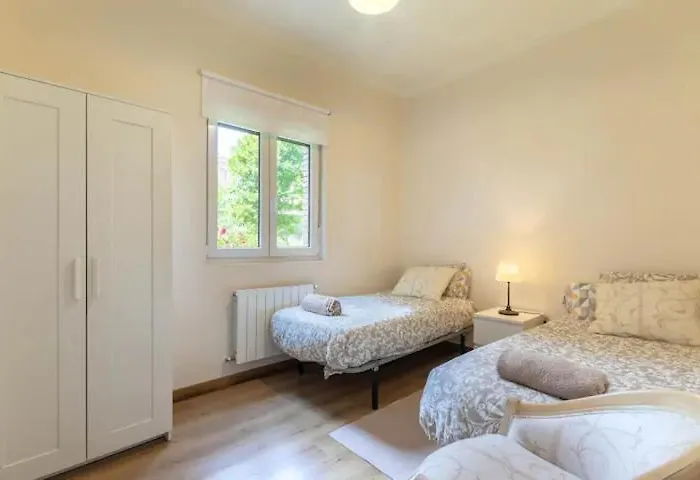 Ace Z12 Céntrico 3 Pax - Parking Gratis Bilbao